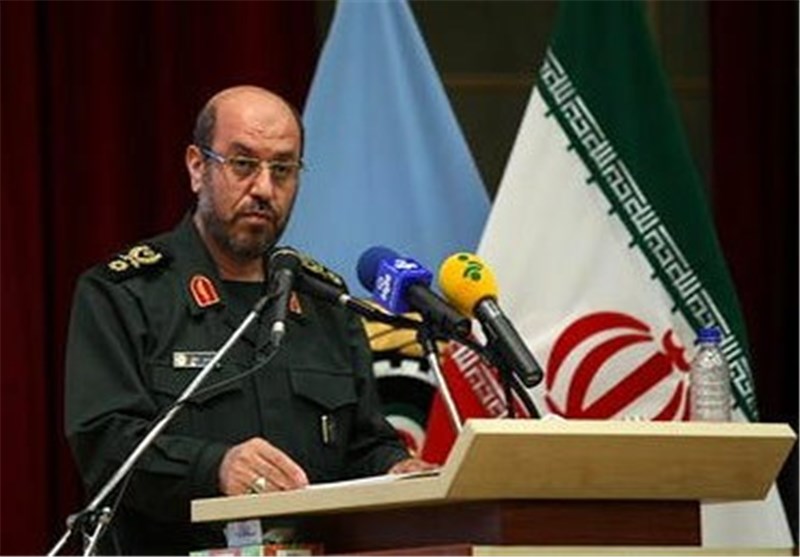 وزیر الدفاع : ایران الاسلامیة تزیح الستار قریبا عن انجاز جدید