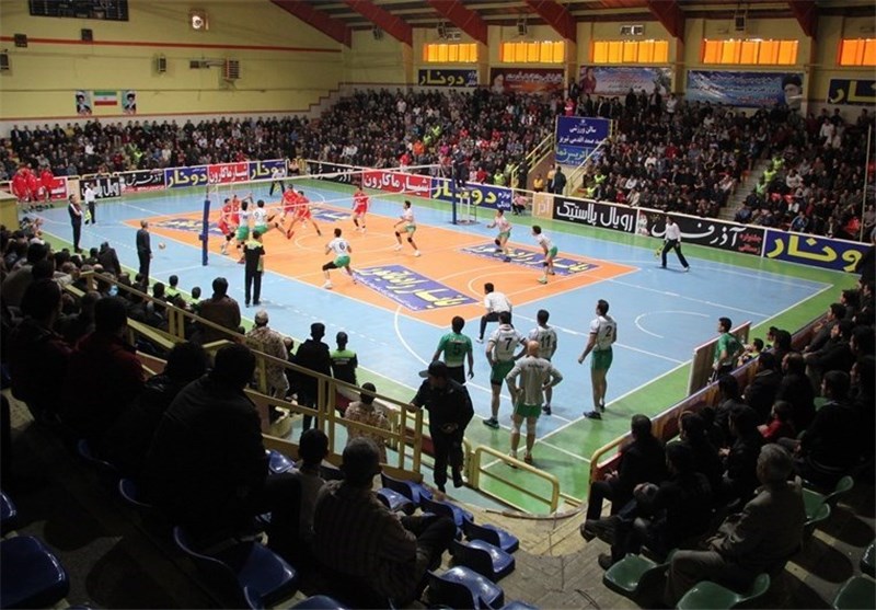 مسابقات والیبال نوجوانان آذربایجان شرقی در مراغه آغاز شد