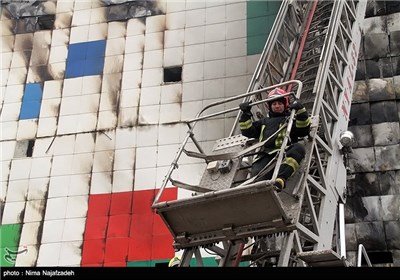 آتش سوزی در سرزمین موجهای خروشان - مشهد