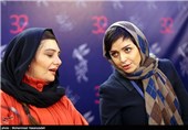 ترانه علیدوستی بازیگر و هنگامه قاضیانی بازیگر در نشست خبری فیلم سینمایی زندگی مشترک آقای محمودی و بانو