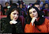 هنگامه قاضیانی بازیگر و سپیده عبدالوهاب تدوینگر در نشست خبری فیلم سینمایی زندگی مشترک آقای محمودی و بانو