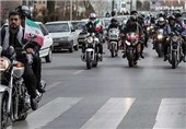 رژه موتوری نیروهای مسلح در خرم‌آباد برگزار شد