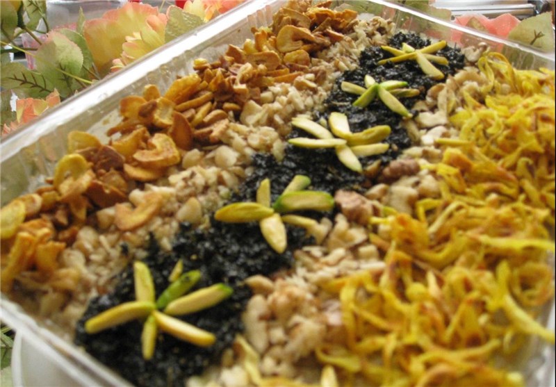 برگزاری جشنواره غذاهای سنتی در دهگلان در هفته سلامت