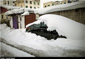 برف و کولاک مدارس آذربایجان شرقی را به تعطیلی کشاند‌
