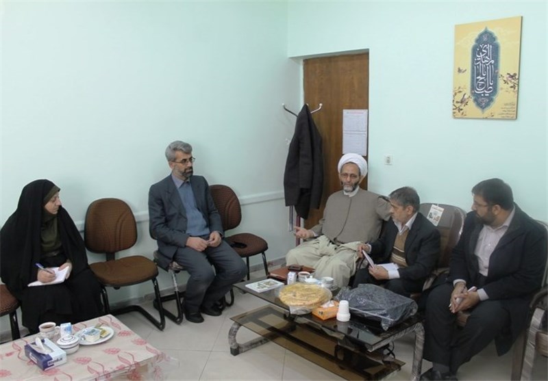 رئیس موسسه ترویج فرهنگ قرآنی کشور از مدارس سمنان بازدید کرد