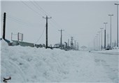 برف، برای سومین روز مدارس آران و بیدگل را تعطیل کرد