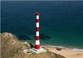 چراغ دریایی تیاب میناب؛ نمادهای ایمنی و حاکمیت دریایی در سواحل مکران