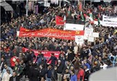 اردنی‌ها در اعتراض به طرح سازش کری تظاهرات کردند