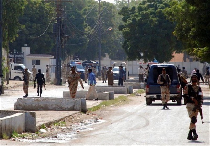 کشته شدن یک مقام پارلمان پاکستان در انفجار بمب کنار جاده‌ای