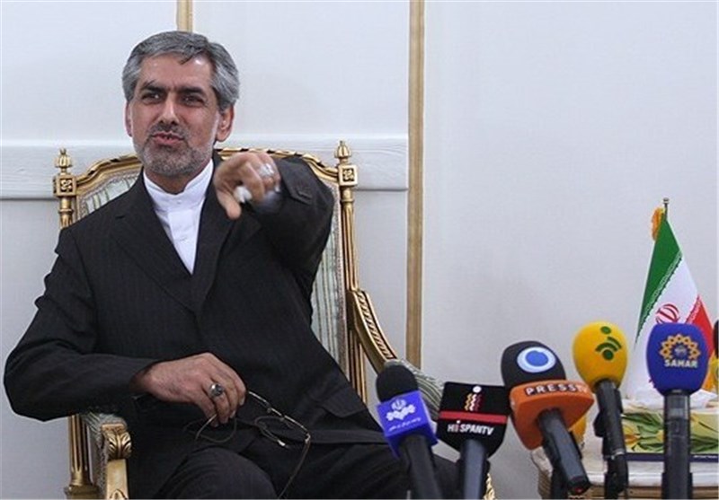 شیخ حسنی: ایران در برابر خباثت‌های امریکا دست و پا بسته نیست