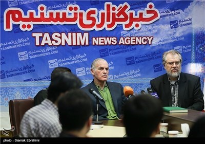 US Political Analyst Finkelstein at Press Conference in Tehran