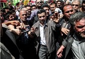 احمدی‌نژاد: راهپیمایی روز قدس مستکبرین را به نابودی خواهد کشاند