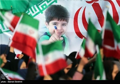 People in Tehran Mark Anniversary of Victory of Islamic Revolution