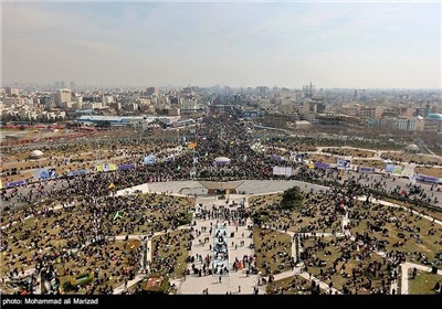 People in Tehran Mark Anniversary of Victory of Islamic Revolution