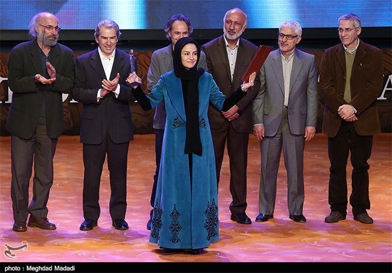 قدردانی مادران شهدای استان سیستان و بلوچستان از مریلا زارعی