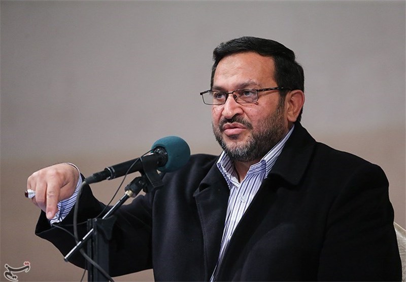 مساعد قائد الحرس الثوری : ایران الاسلامیة المحور الأساس لهندسة العالم الجدید