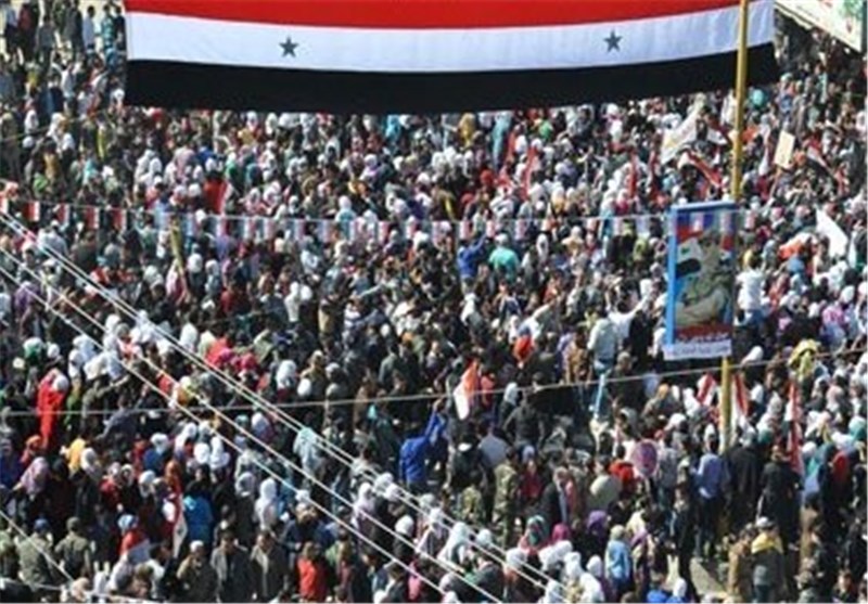 تظاهرات گسترده مردم زینبیه دمشق در حمایت از ارتش سوریه