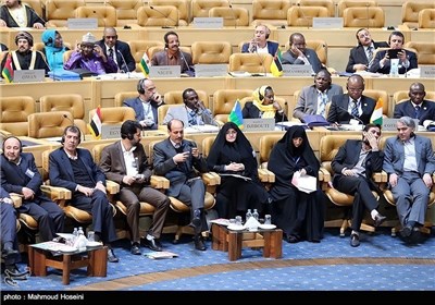 Muslim Parliamentarians Wrap Up Meeting in Tehran