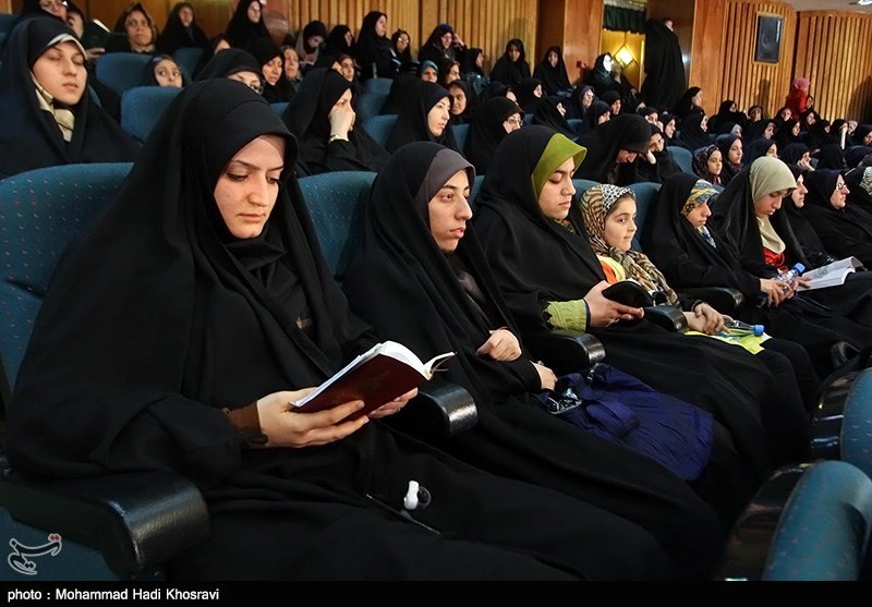 اصفهان| مسابقات سراسری قرآن کریم؛ برگزیدگان رشته‌های ترتیل و حفظ 10 جزء خواهران معرفی شدند