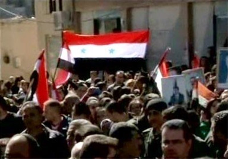 راهپیمایی گسترده در حمص و لاذقیه در حمایت از ارتش سوریه