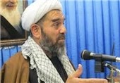 همدان|دشمنان با فشارهای اقتصادی به دنبال جدایی مردم از نظام اسلامی هستند