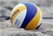 تیم هیئت اراک مقام سوم رقابت‌های والیبال ساحلی جانبازان را کسب کرد
