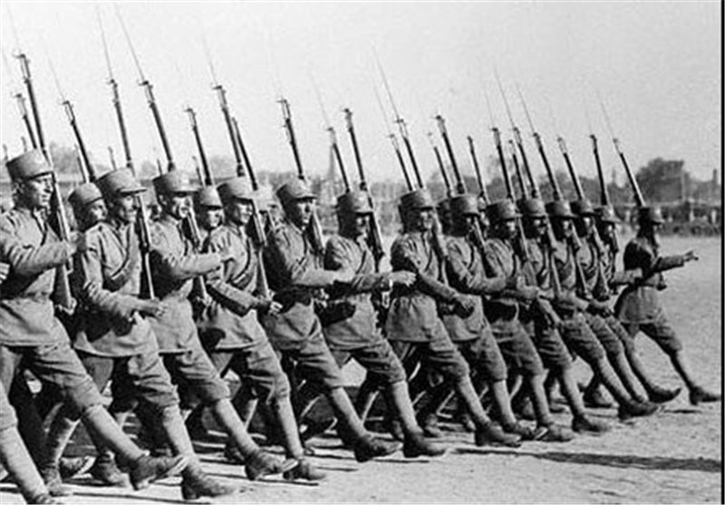 میلسپو: ارتش رضاخان ملت را چپاول می‌کرد