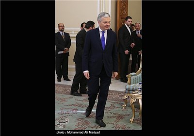 لاریجانی یستقبل وزیرخارجیة بلجیکا دیدیر ریندریز
