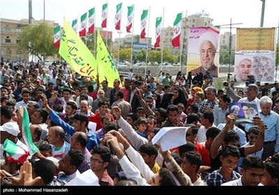 President Rouhani Starts 3-Day Visit to Iran’s Southern Province