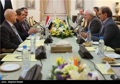 Iraqi FM Meets High-Ranking Iranian Officials in Tehran