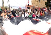 راهپیمایی ساکنان صیدنایا در حومه دمشق درحمایت از ارتش سوریه
