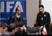 جواد نکونام در نشست خبری سرمربیان تیم های ملی فوتبال ایران و کویت