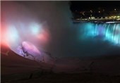 آبشار یخ زده نیاگارا+تصاویر