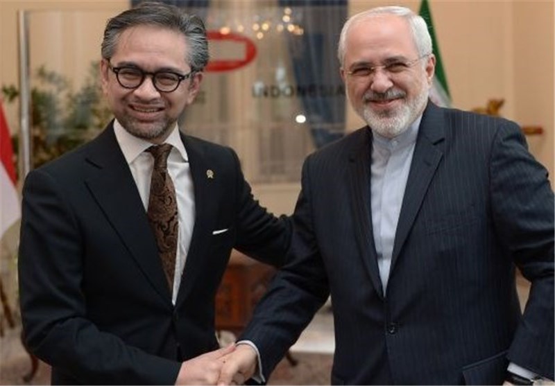 Iranian, Indonesian FMs Discuss Enhancement of Tehran-Jakarta Ties