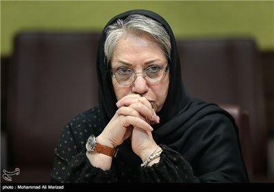رخشان بنی اعتماد کارگردان در میزگرد سینمای اجتماعی ایران در خبرگزاری تسنیم