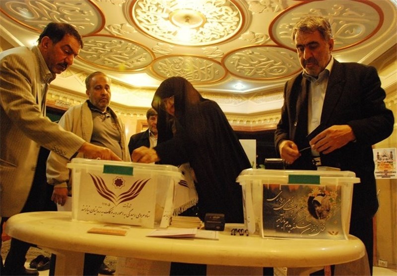 نمازگزاران دو مسجد در تهران زمینه آزادی 9 زندانی نیازمند را فراهم کردند