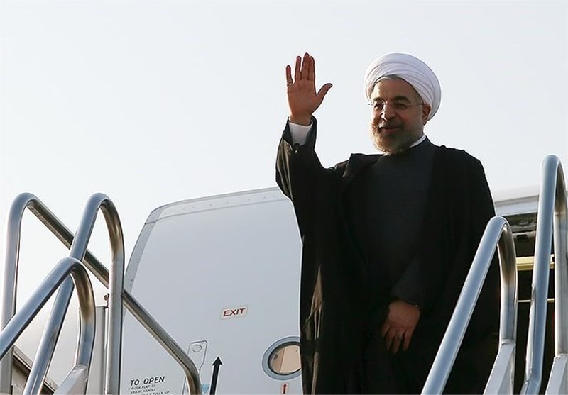 روحانی مسقط را به مقصد تهران ترک کرد