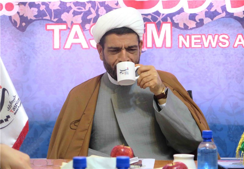 صبحانه‌کاری مدیرکل بنیاد شهید استان مرکزی در خبرگزاری تسنیم