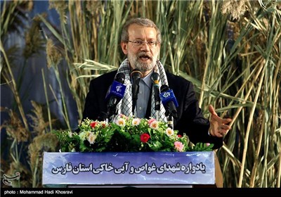 سخنرانی علی لاریجانی در مراسم یادواره شهدای غواص و آبی خاکی استان فارس