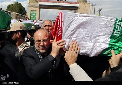 Bodies of Iranian Soldiers Killed in Iraqi Imposed War Return Home