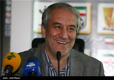 علی کفاشیان رئیس فدراسیون فوتبال در مراسم عقد قرارداد وینگادا و فدراسیون فوتبال ایران 