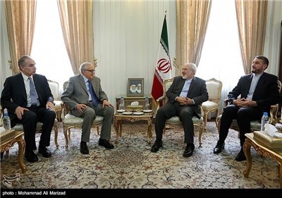 Iran’s Zarif, UN Envoy on Syria Meet in Tehran