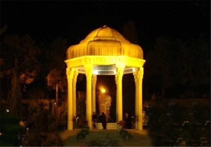 مهمترین قالب شعری در آواز ایرانی کدام است؟