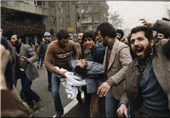 مردم در دوران قبل از انقلاب اسلامی در ذلت و خفقان بودند