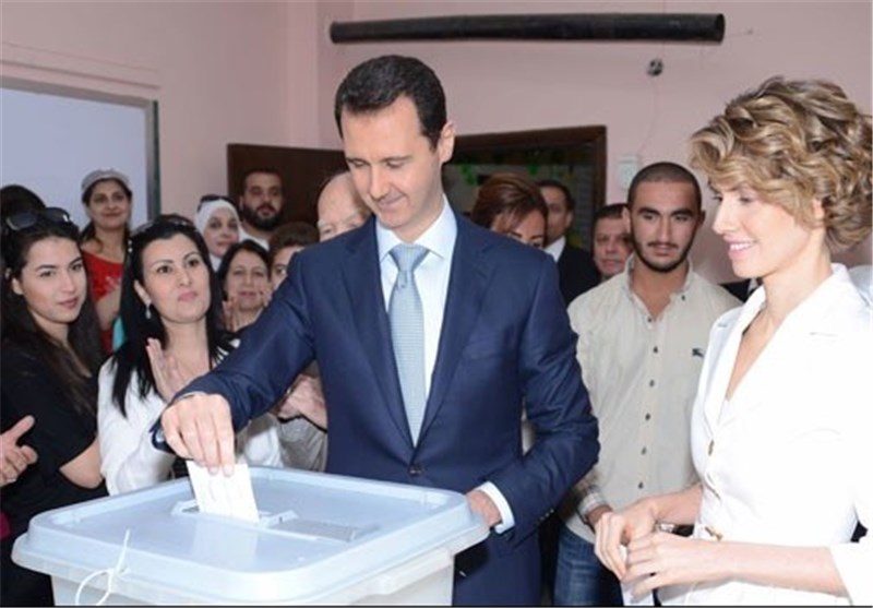 تصاویر بشار اسد و همسرش هنگام رأی‌دادن