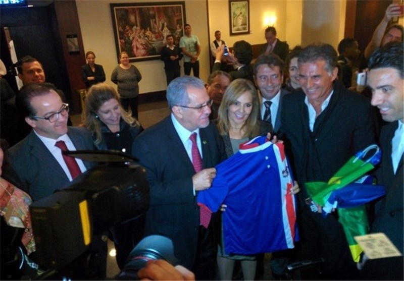 حضور تیم ملی در برزیل با استقبال شهردار سائوپائولو و هواداران+ تصاویر