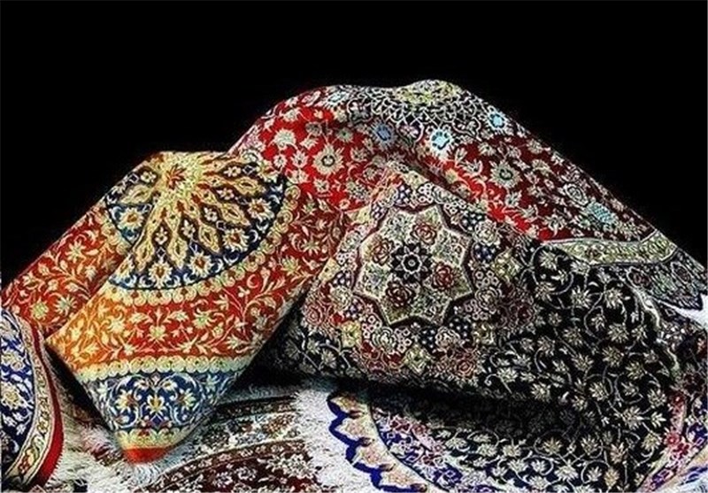 Tehran, Moscow to Remove Barriers to Exports of Iranian Carpet