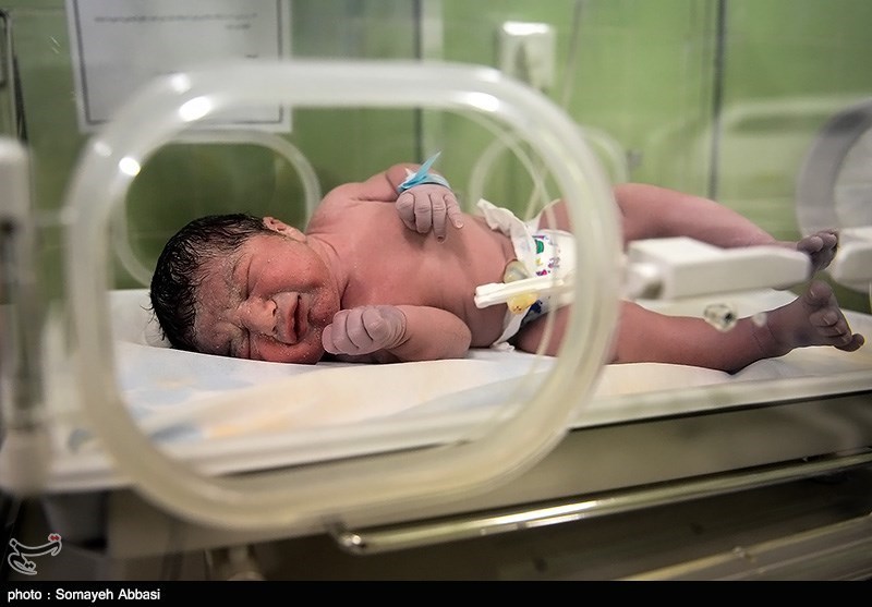 ماجرای نوزادی که در بیمارستان ماند و مادر ترخیص شد