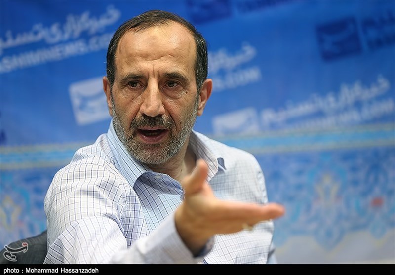 خوش چهره: اقتصاد ایران دچار بیماری «تب و لرز» است
