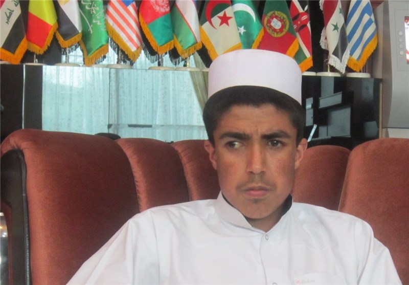 حافظ نابینای افغانستانی: خداوند ایران را آباد و عمر رهبرش را طولانی کند